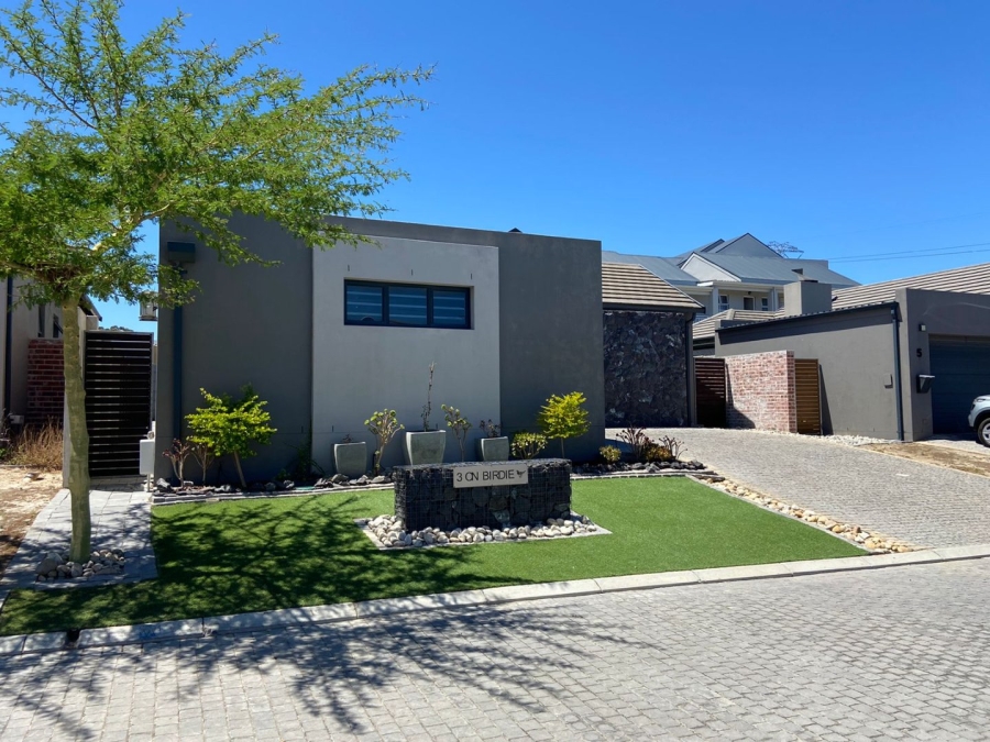 3 Bedroom Property for Sale in Turnberry Village Western Cape